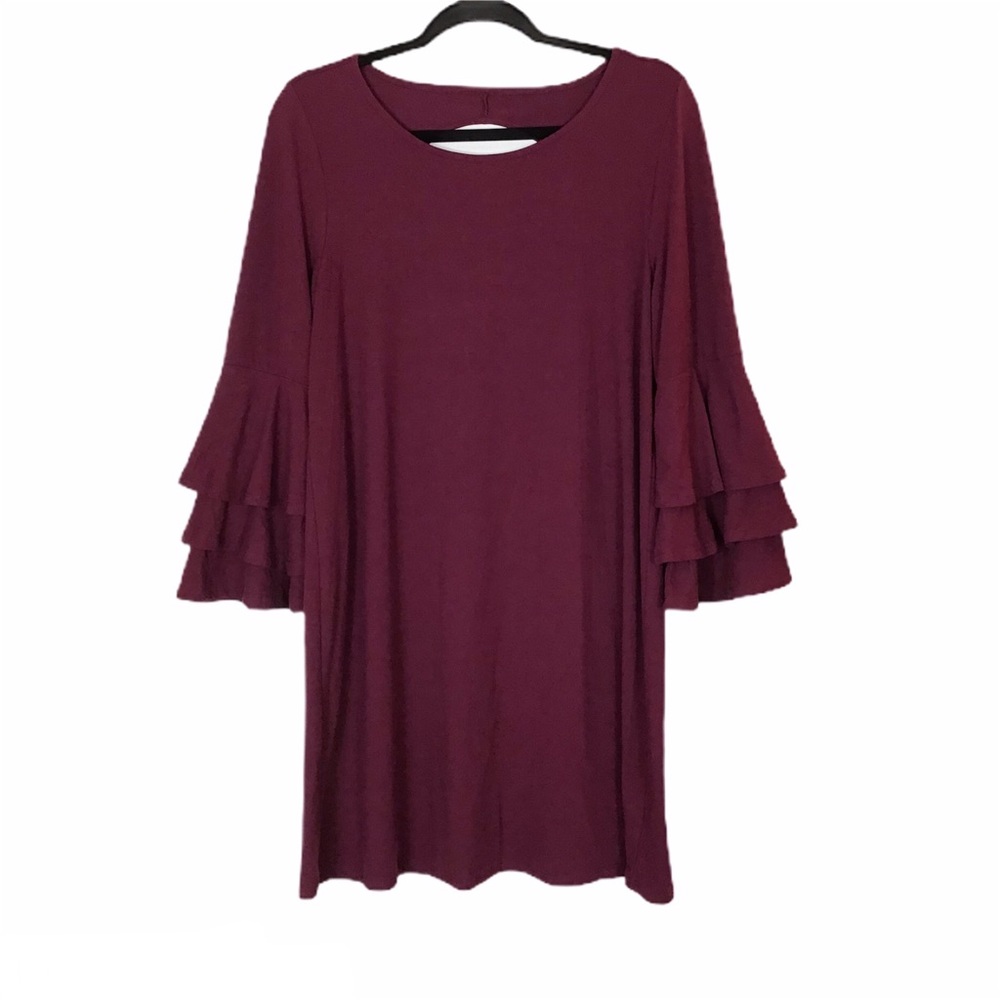 TRIXXI Burgundy Maroon Layered Bell Sleeve Shift Dress with Keyhole Back